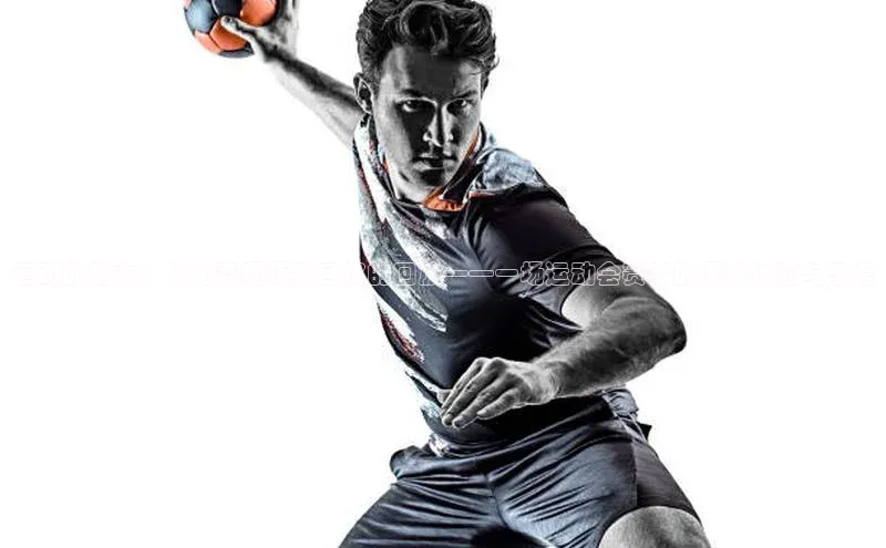 运动的魅力：从比赛现场到回忆的回放——一场运动会赛事的深度体验与思考